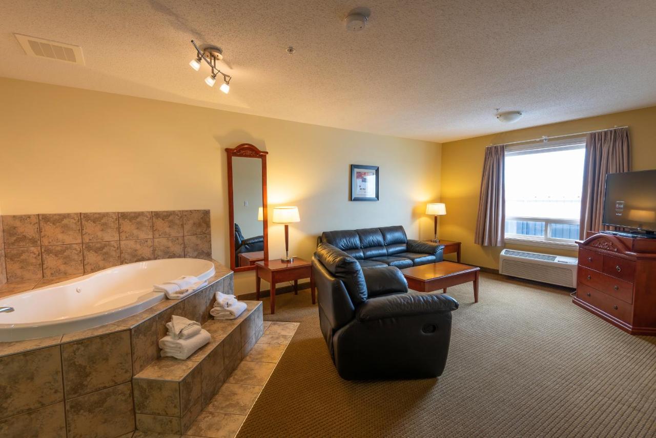 Days Inn By Wyndham Bonnyville Exterior foto